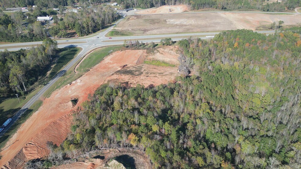 302 Coven Abbett Highway hwy, Alexander City, AL for sale - Commercial Listing Video - Image 2 of 3