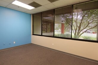 1209 Tech Blvd, Tampa, FL for lease Interior Photo- Image 1 of 6