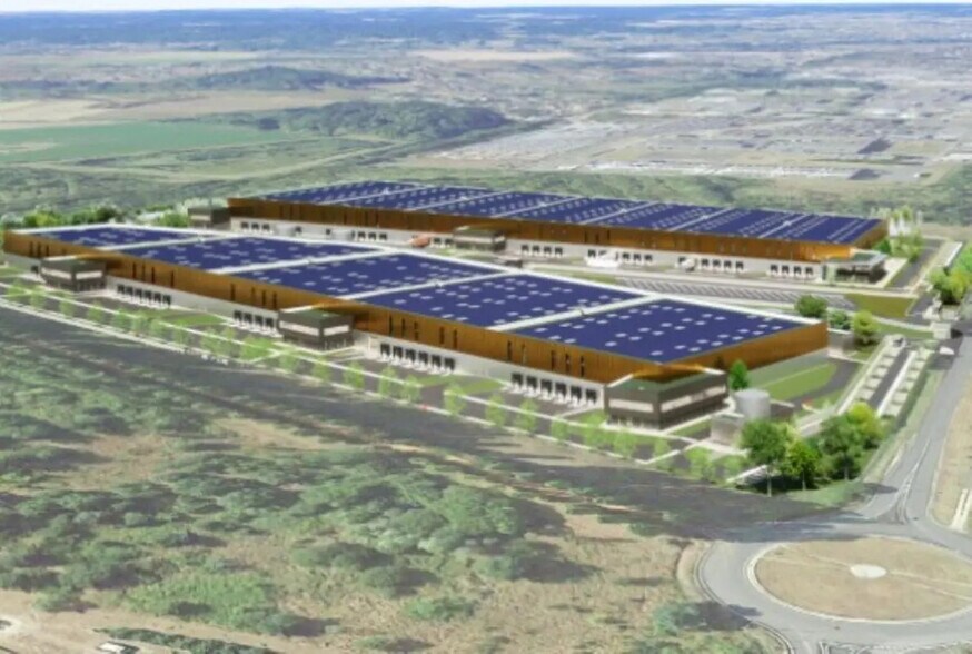 Industrial in Loreux for lease - Building Photo - Image 2 of 6