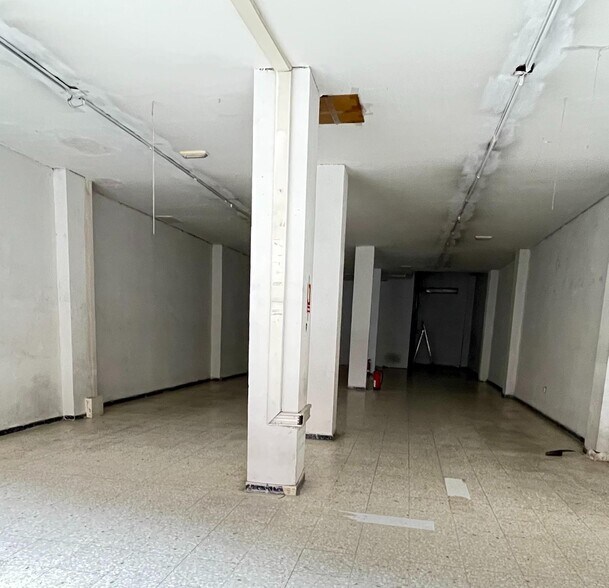 Retail in Zaragoza for sale - Interior Photo - Image 3 of 5