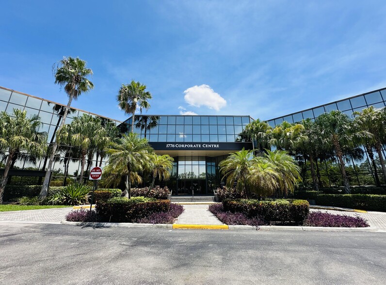 1776 N Pine Island Rd, Plantation, FL for lease - Building Photo - Image 1 of 11