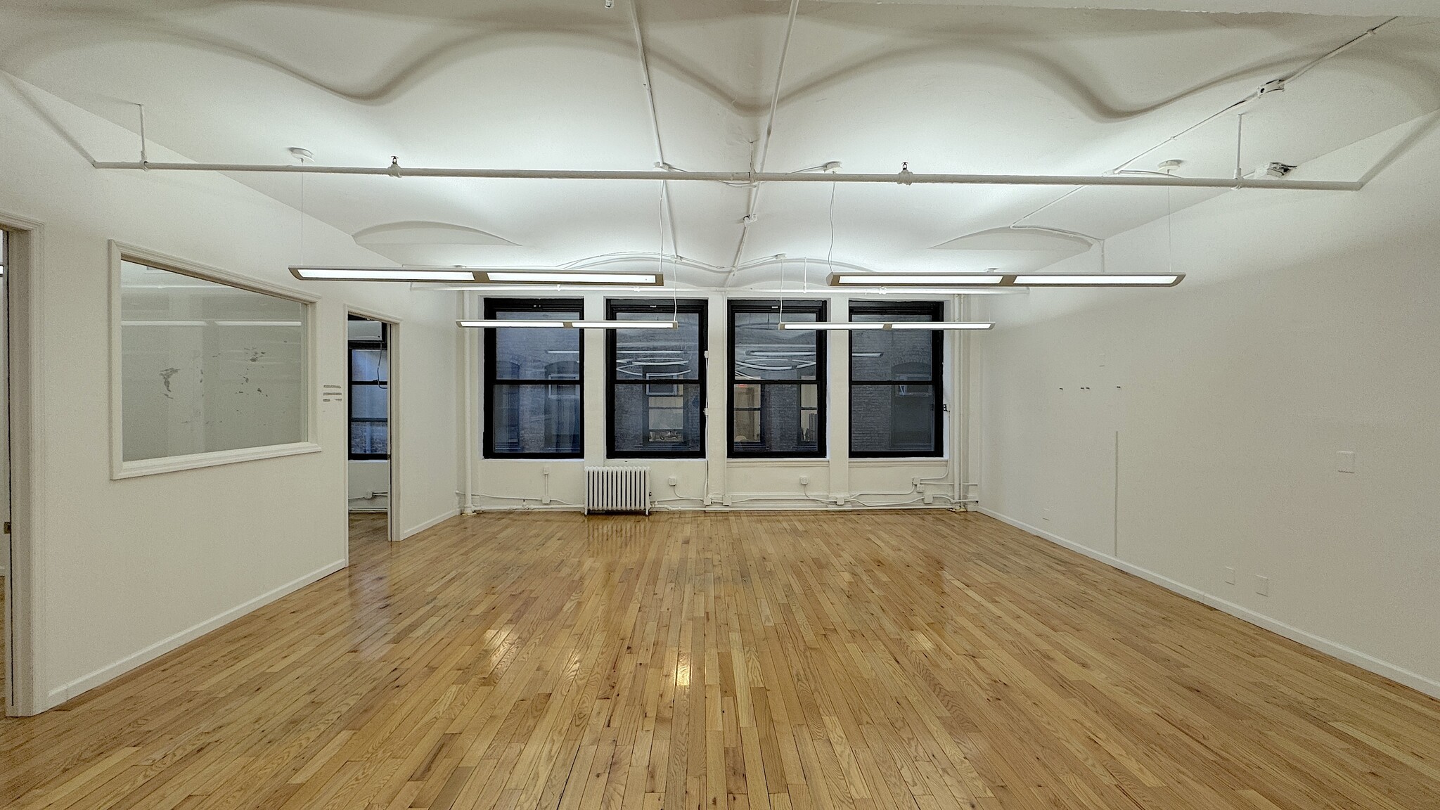 19 W 21st St, New York, NY for lease Building Photo- Image 1 of 7