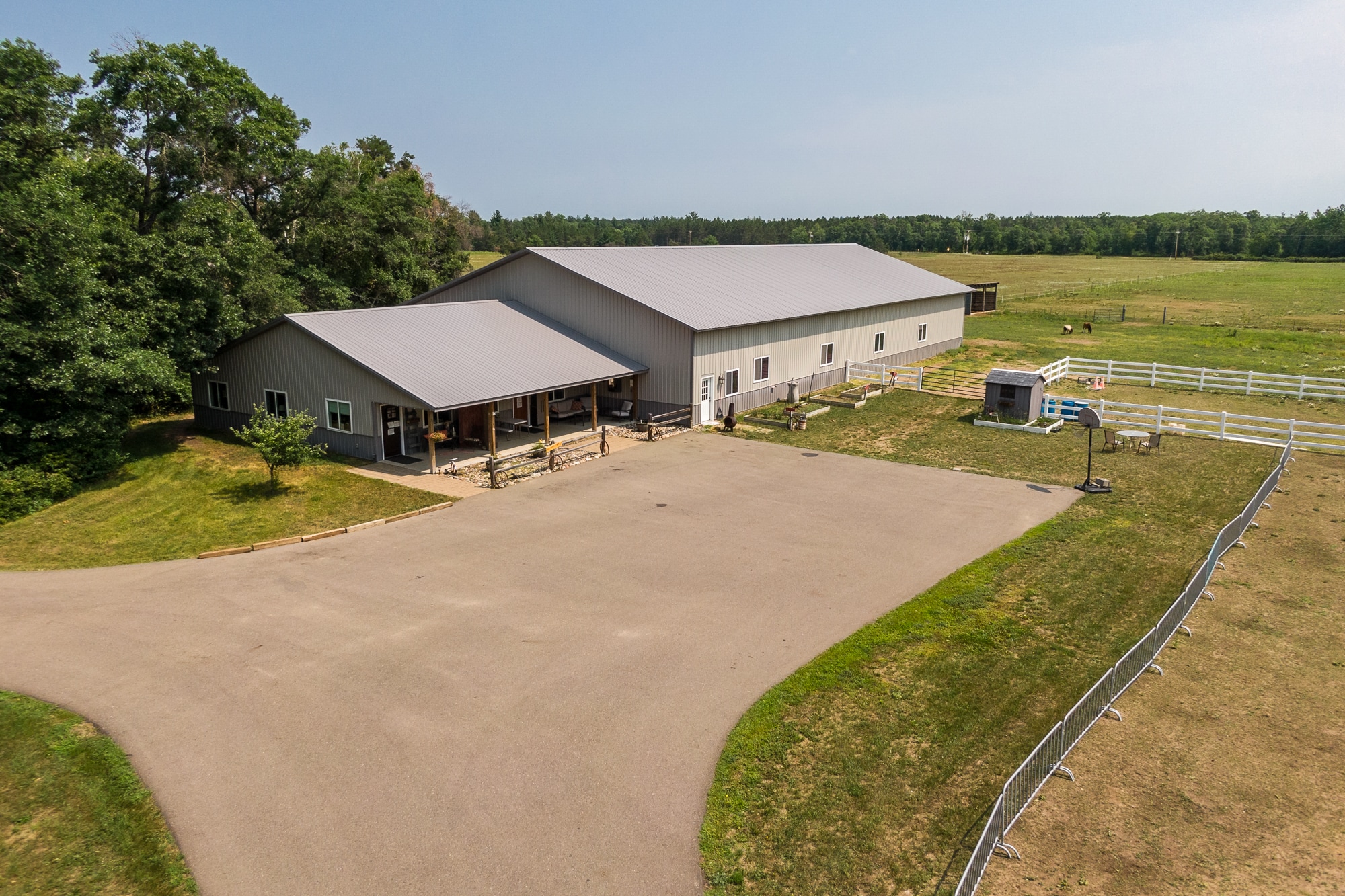 10010 Strawberry Lake Rd, Pequot Lakes, MN for sale Primary Photo- Image 1 of 1