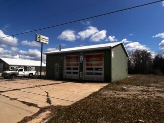 More details for 3592 Clare Ave, Harrison, MI - Retail for Sale