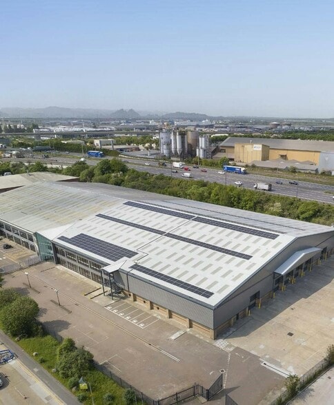 Weston Ave, Grays for lease - Building Photo - Image 3 of 12