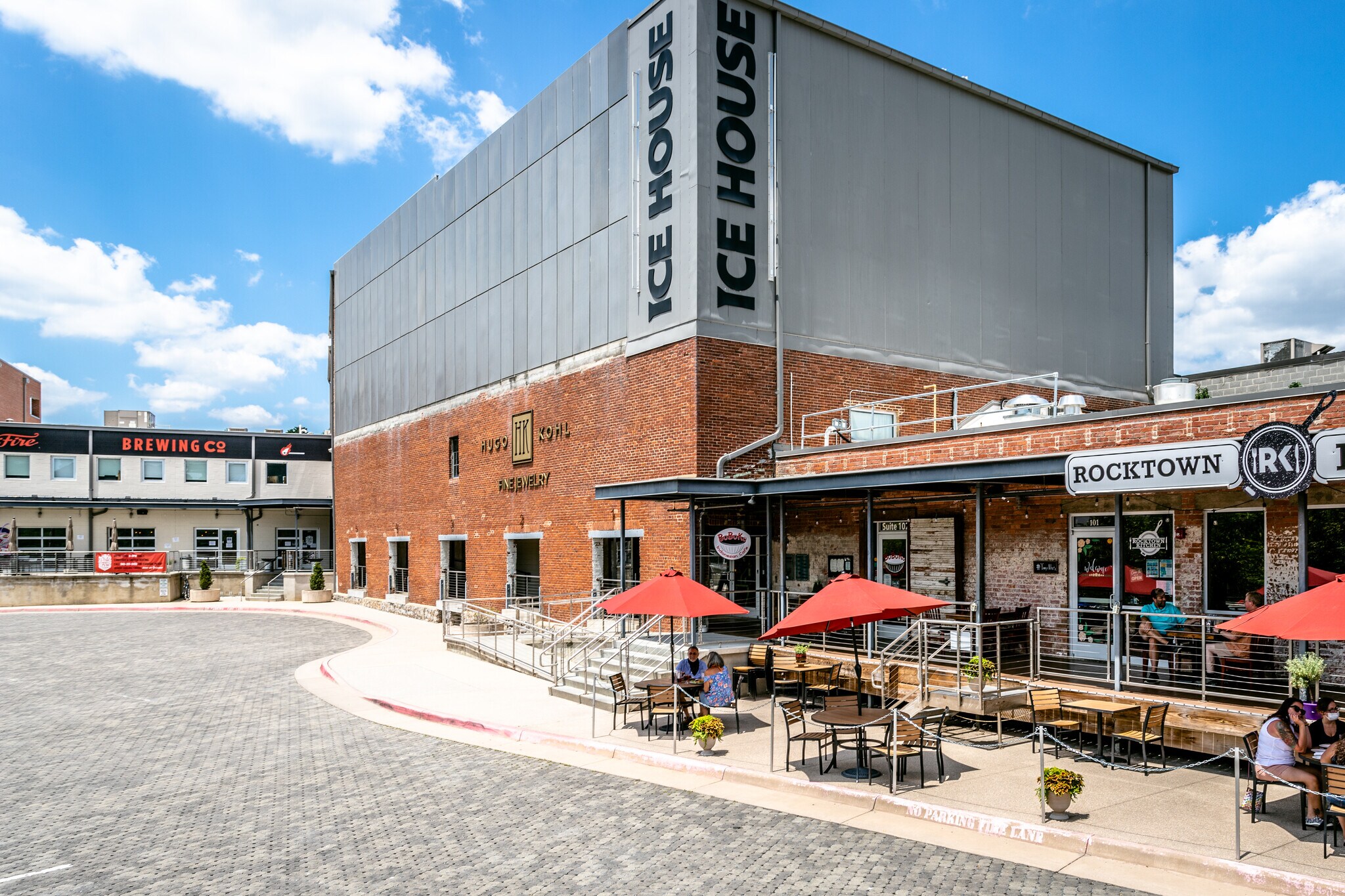 217 S Liberty St, Harrisonburg, VA 22801