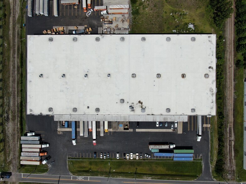 1200 Ellis Rd N, Jacksonville, FL 32254