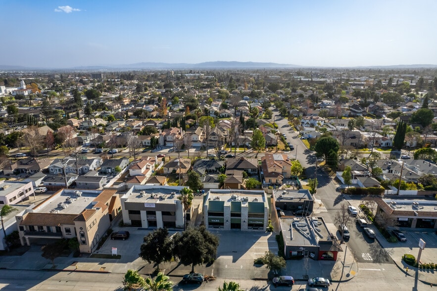 310 E Foothill Blvd, Arcadia, CA for sale - Aerial - Image 3 of 15