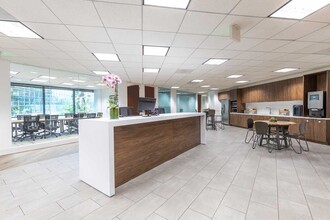 11400 W Olympic Blvd, Los Angeles, CA for lease Interior Photo- Image 2 of 8