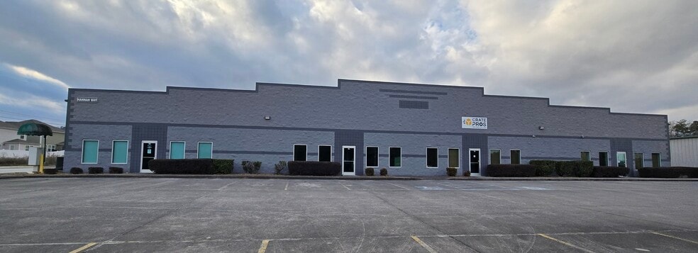 19 Hannah Way, Rossville, GA for lease - Building Photo - Image 2 of 4