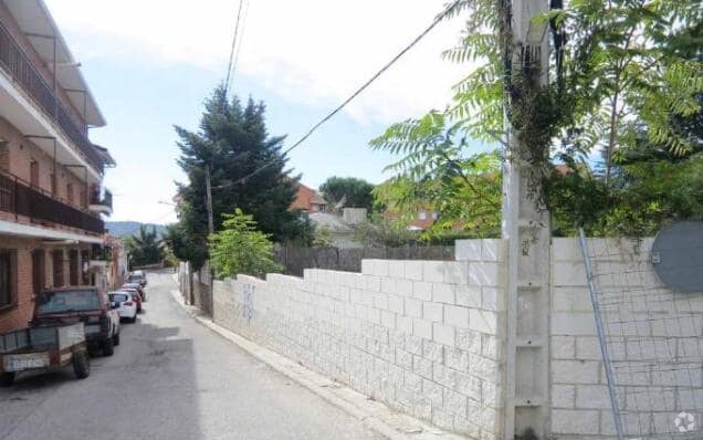 Land in Manzanares el Real, Madrid for sale Primary Photo- Image 1 of 4