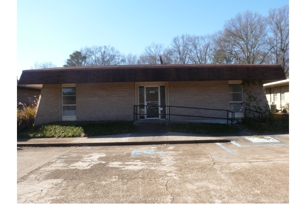 2207 5th St N, Columbus, MS for sale - Primary Photo - Image 1 of 1