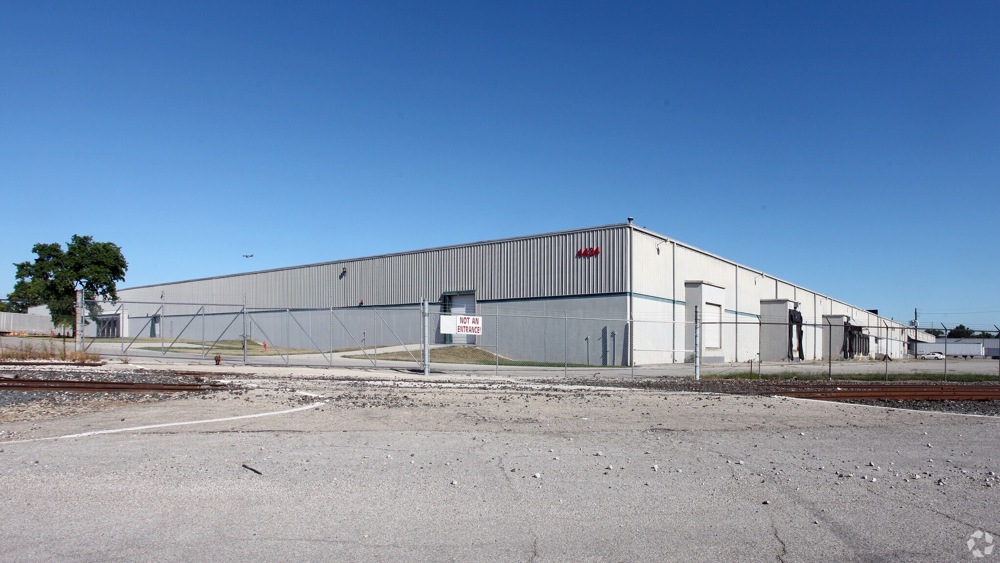 4430-4434 Sam Jones Expy, Indianapolis, IN for sale Primary Photo- Image 1 of 1