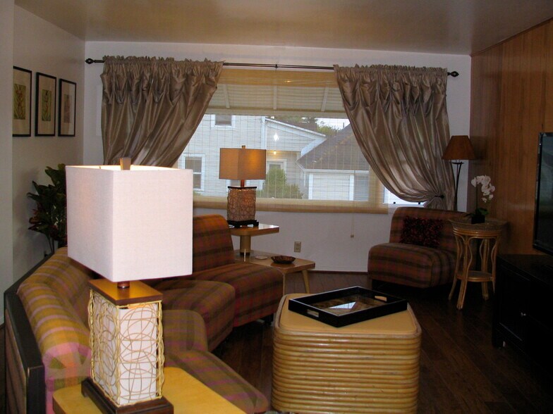 815 J St, Arcata, CA for sale - Interior Photo - Image 2 of 5