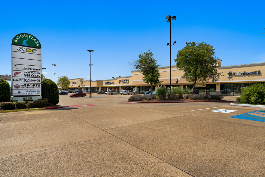 6550 Youree Dr, Shreveport, LA for lease - Building Photo - Image 3 of 7