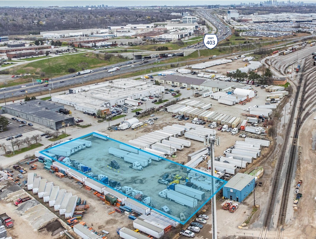 1050 Industry St, Oakville, ON L6J 4A8