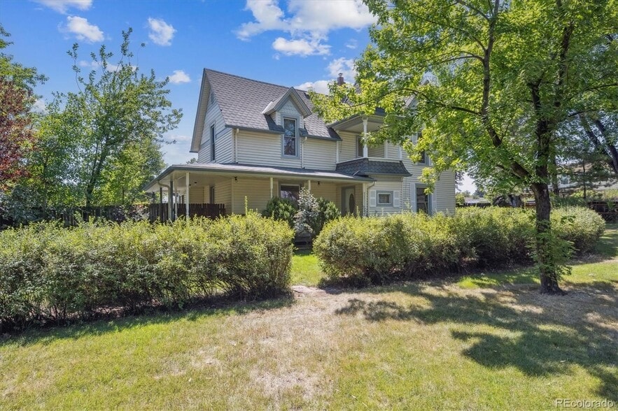 9000 W Jewell Ave, Lakewood, CO for sale - Primary Photo - Image 1 of 9