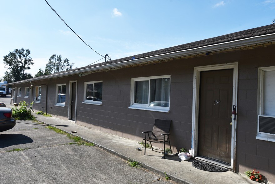 124 Mitchell St, Sumas, WA for sale - Building Photo - Image 1 of 1