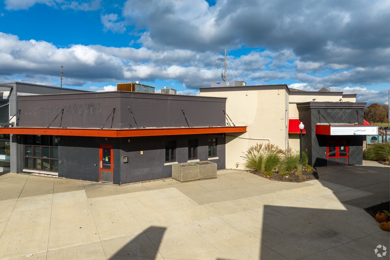 2000 Appleby Line, Burlington, ON L7L 7H7