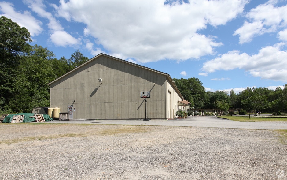 1768 Storrs Rd, Mansfield, CT for lease - Building Photo - Image 2 of 51