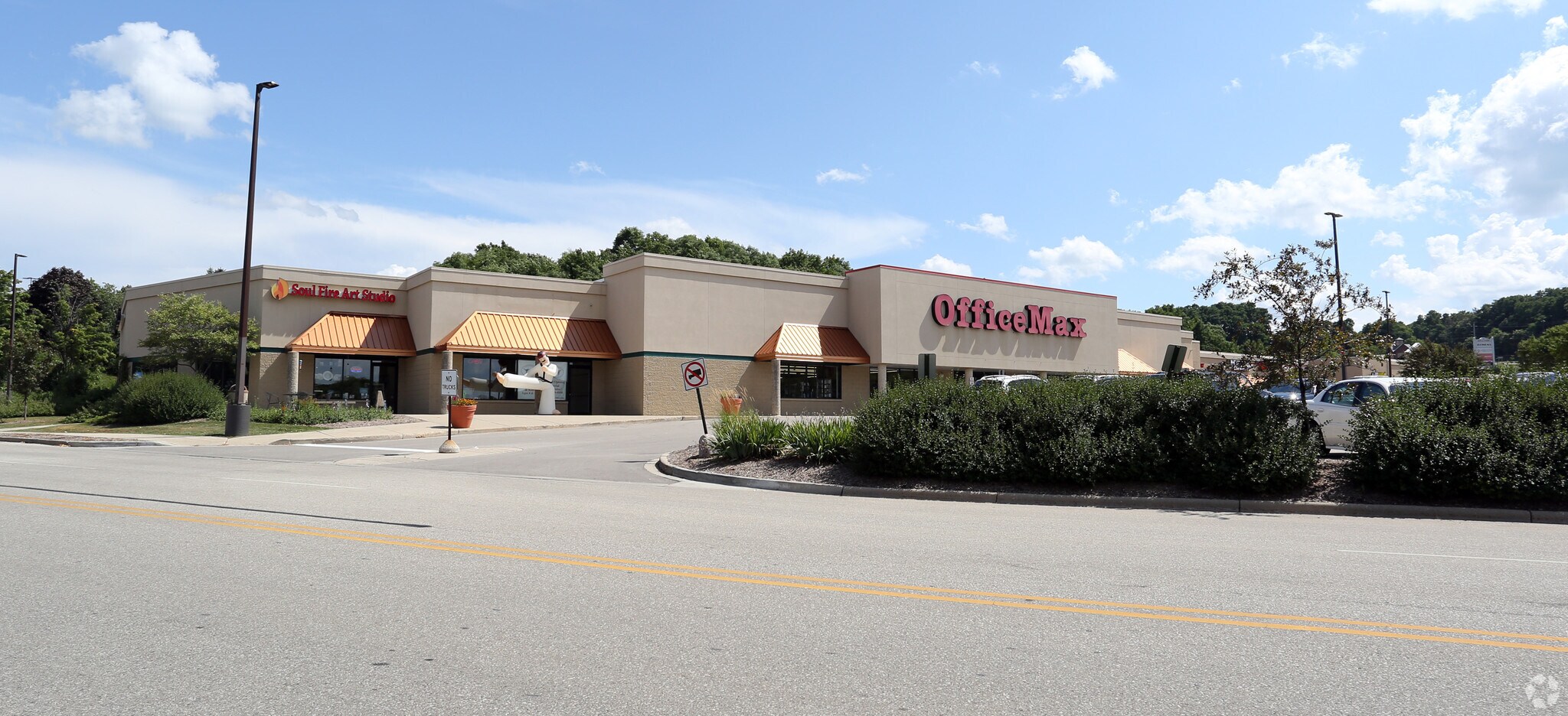 2720-2850 Heritage Dr, Delafield, WI for sale Primary Photo- Image 1 of 1