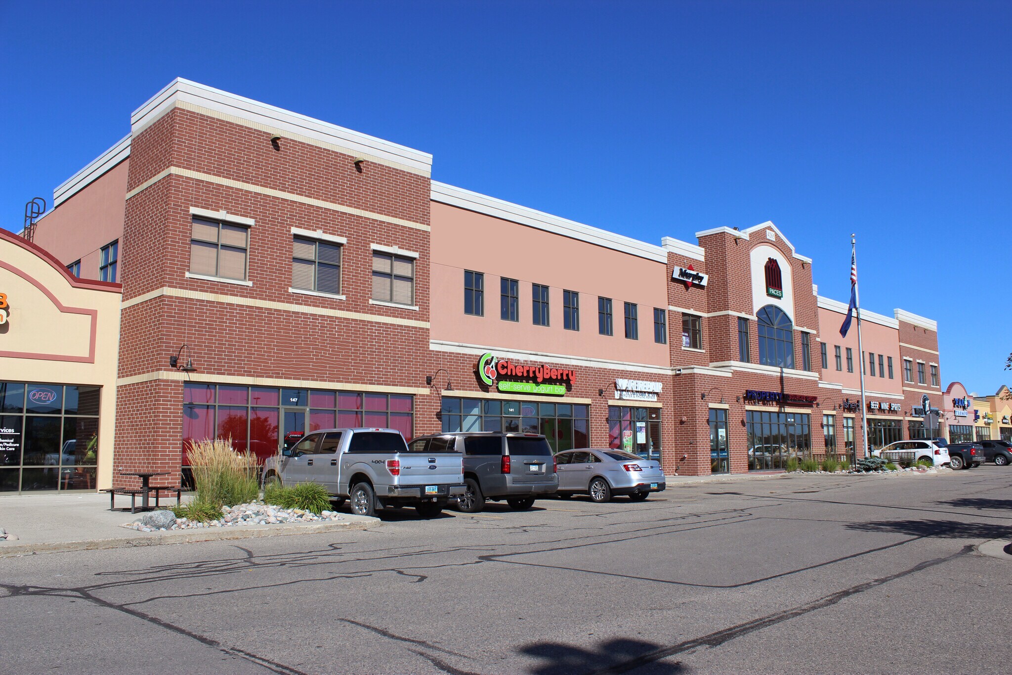 4265 45th St S, Fargo, ND, 58104 Retail Space For Lease