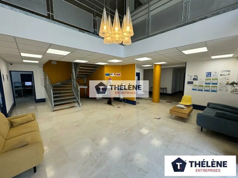 Office in Pérols for lease - Interior Photo - Image 2 of 12