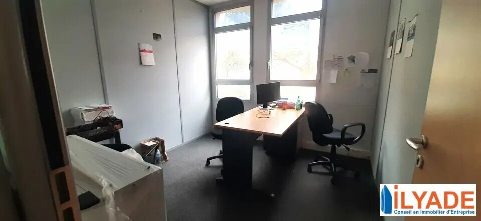 Office in Aix-en-Provence for lease - Interior Photo - Image 2 of 7