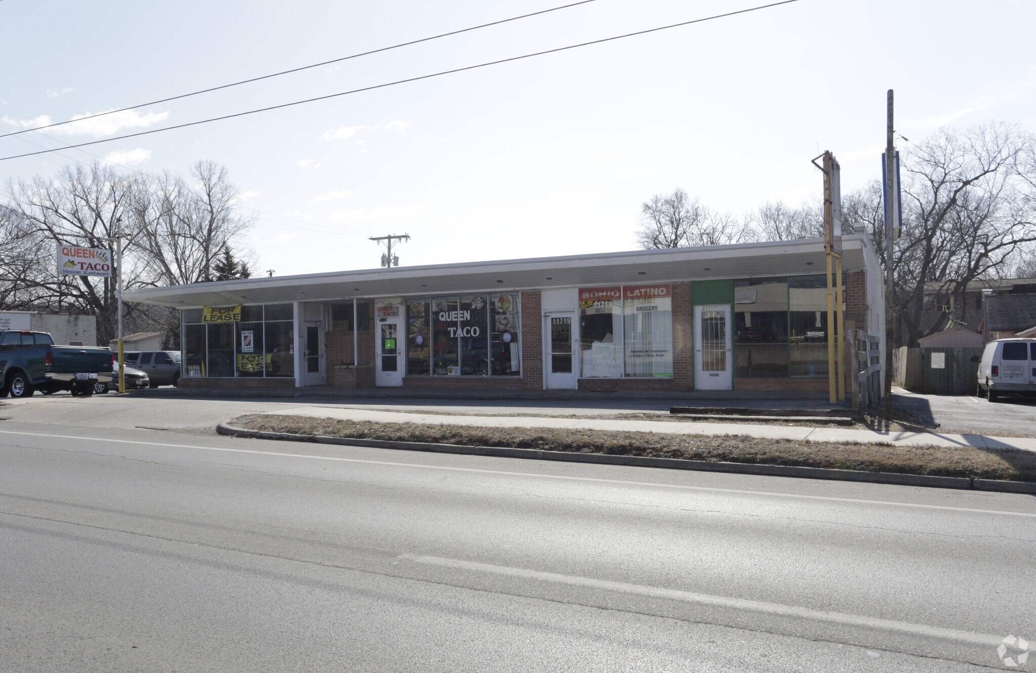 11717-11723 E 23rd St S, Independence, MO for sale Primary Photo- Image 1 of 1