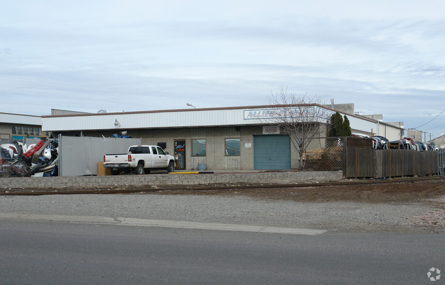 908 N Lake Rd, Spokane, WA for sale - Primary Photo - Image 1 of 6