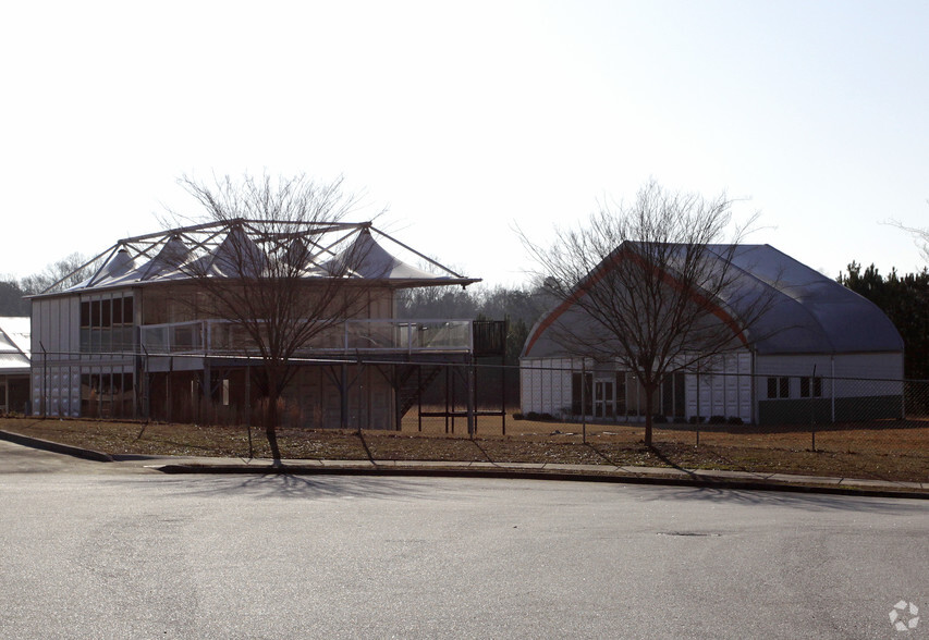 6727 Oak Ridge Commerce Way, Austell, GA for lease - Building Photo - Image 3 of 7