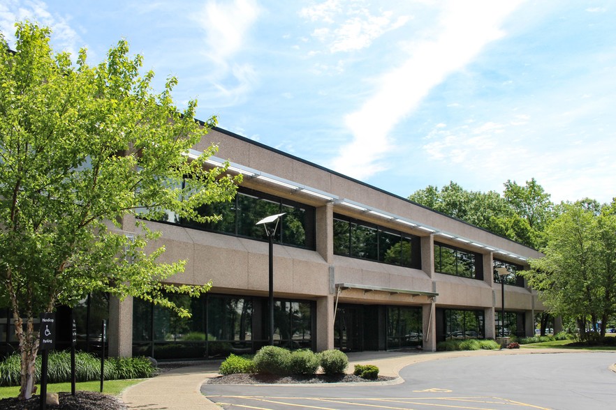 140 John James Audubon Pkwy, Buffalo, NY for lease - Building Photo - Image 1 of 7