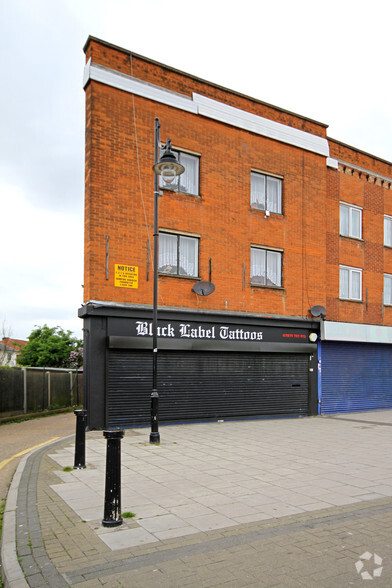 1-27 Station Parade, Hornchurch for lease - Building Photo - Image 3 of 5