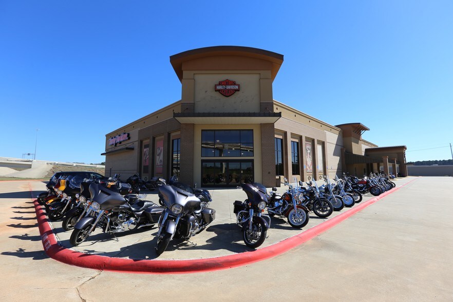 802 Walton Dr, Texarkana, TX for sale - Primary Photo - Image 1 of 1