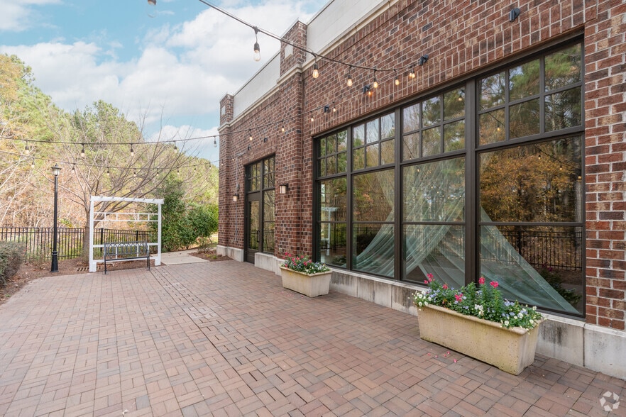 5180 Paramount Pky, Morrisville, NC for sale - Building Photo - Image 3 of 20