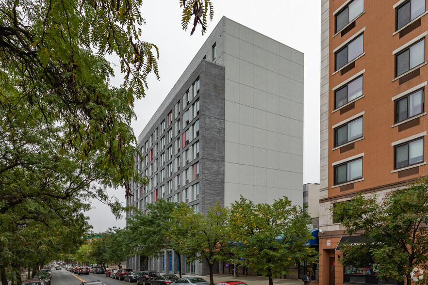 1620 Fulton St, Brooklyn, NY for lease - Building Photo - Image 2 of 7