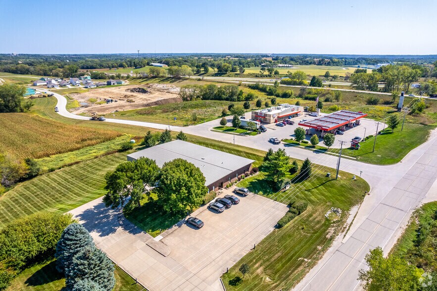 3260 Ute Ave, Waukee, IA 50263 Flex for Lease