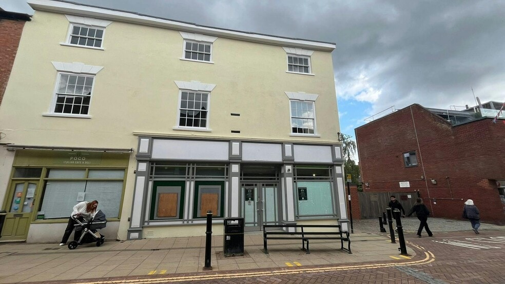 10-12 Swan St, Warwick for sale - Building Photo - Image 2 of 14