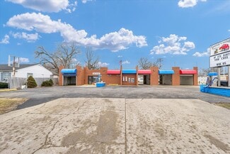 More details for 110 W Lincoln Ave, Charleston, IL - Specialty for Sale