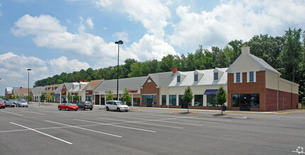 632 Grassfield Pky, Chesapeake, VA for lease Building Photo- Image 1 of 1