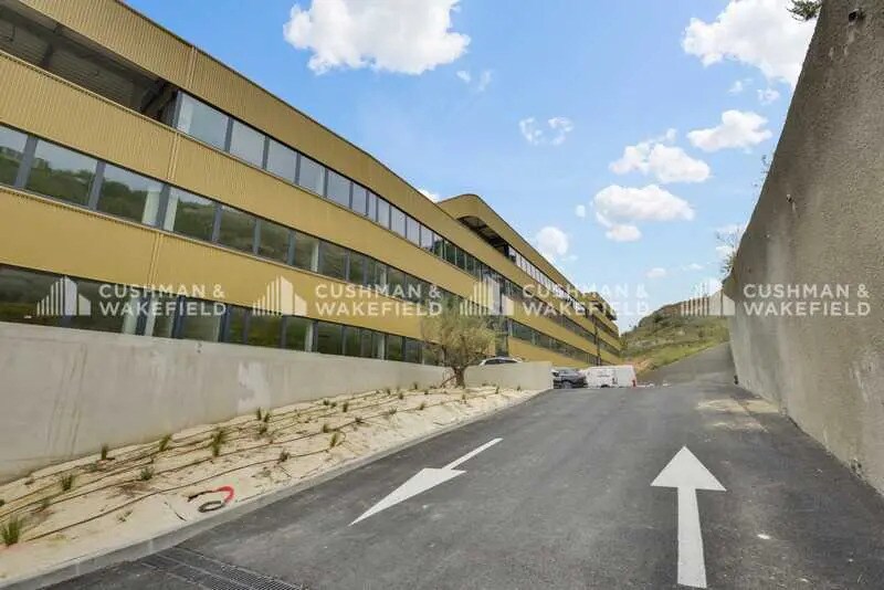 660 Chemin Du Littoral, Marseille for sale - Building Photo - Image 2 of 2