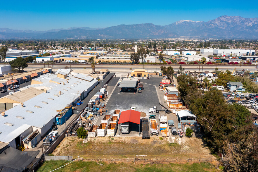 Industrial Yard and Office Building portfolio of 2 properties for sale on LoopNet.com - Building Photo - Image 3 of 22