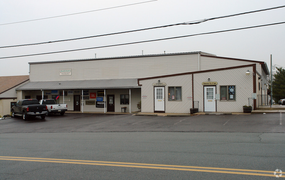 871 N Hanover St, Pottstown, PA for lease - Primary Photo - Image 1 of 17