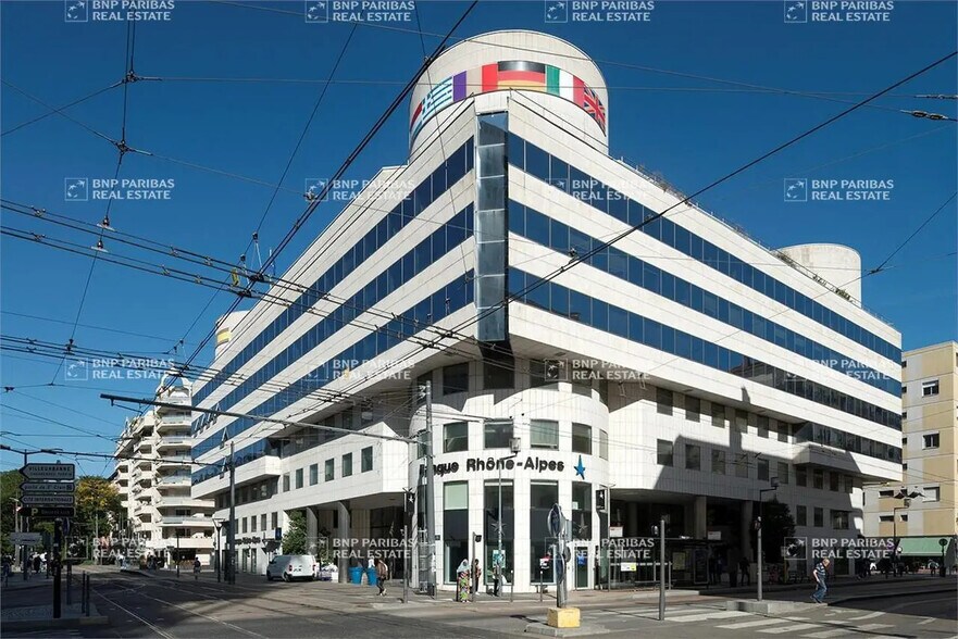Office in Lyon for sale - Building Photo - Image 3 of 38
