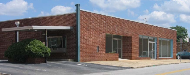 25 Smith St, Fairburn, GA for lease - Primary Photo - Image 1 of 7