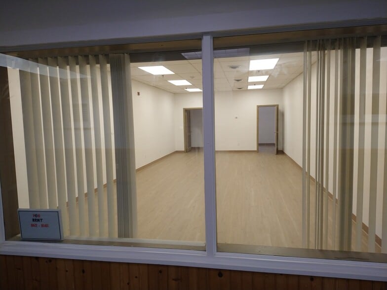 140 Point Judith Rd, Narragansett, RI for lease - Building Photo - Image 2 of 27