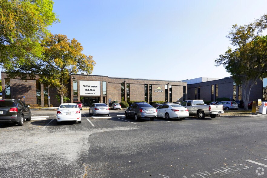 710 Oakfield Dr, Brandon, FL 33511 Oakfield Office