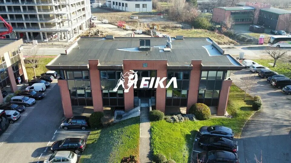 Office in Labège for lease Building Photo- Image 1 of 9