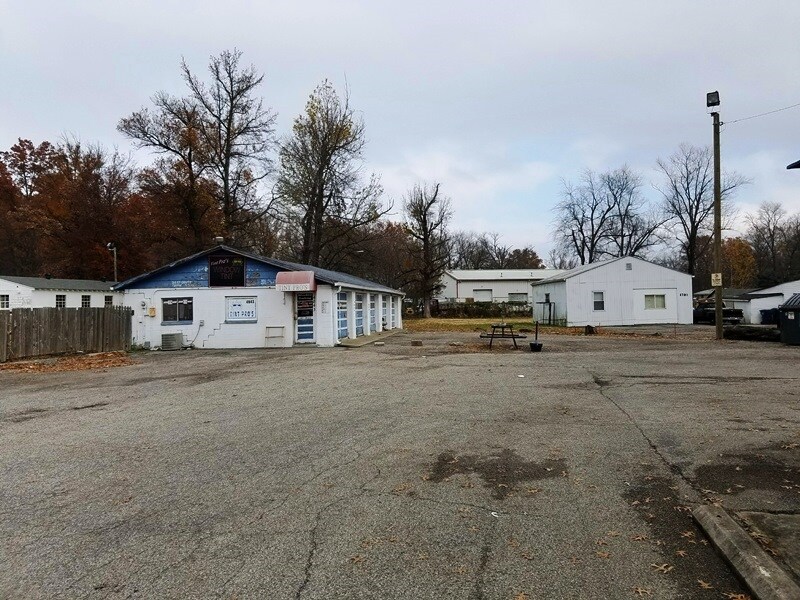 4845 Poplar Level Rd, Louisville, KY 40213