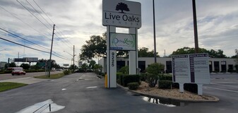 Live Oaks Center - Building 2 - Warehouse